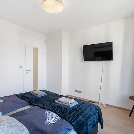Terrace One Апартаменты Прага